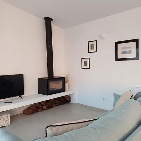 Casa Fa - New T4 - Tatil Evi Aljezur