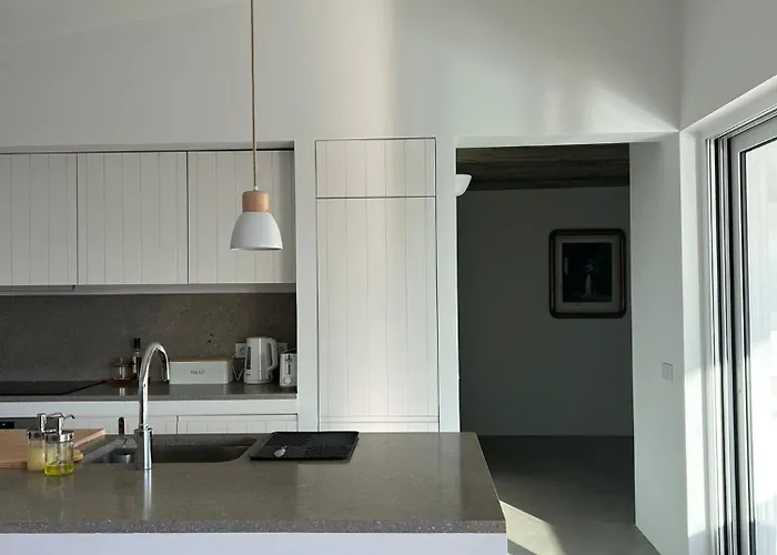 別荘 Casa Fa - New T4 -